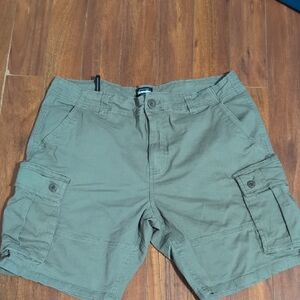 Men's Size 34 Waist Olive Green Bluenotes Shorts